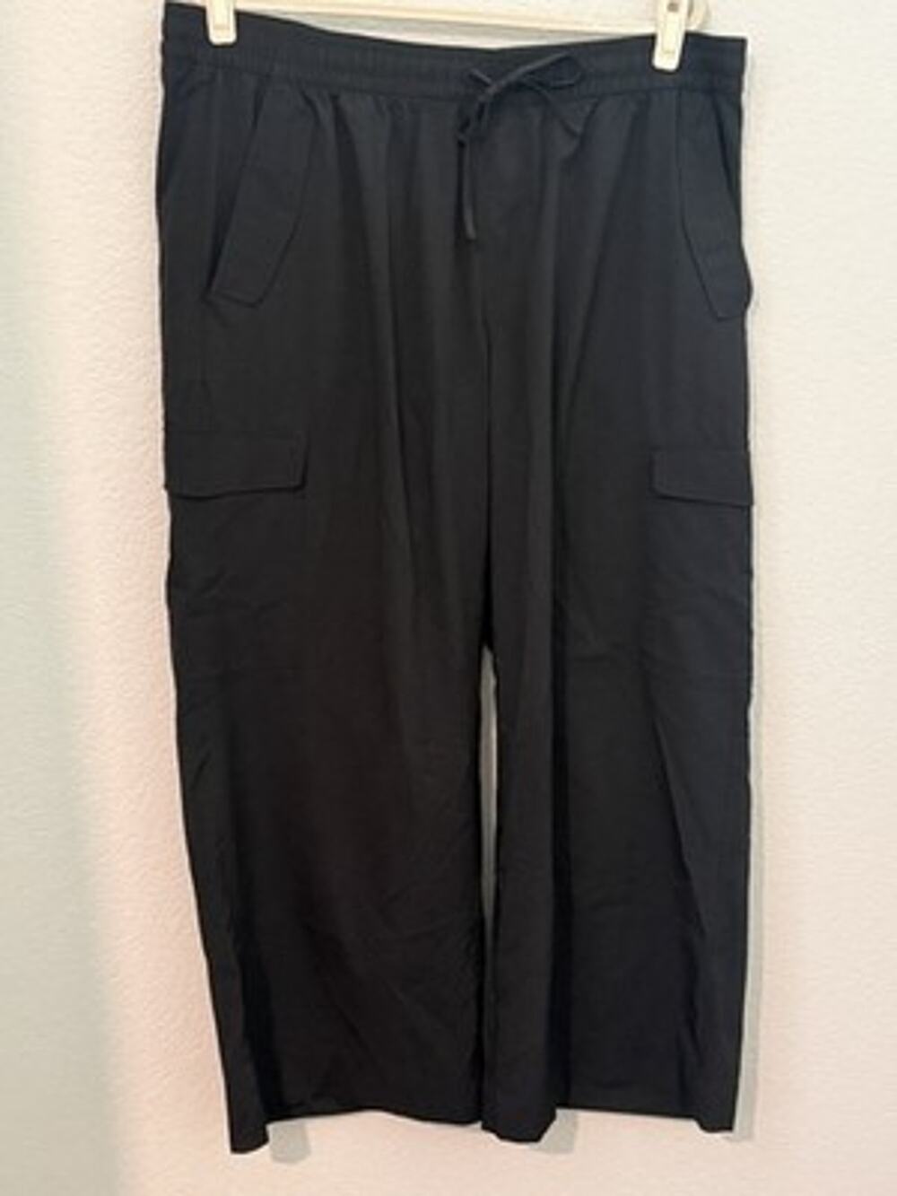 Old Navy StretchTech Cargo Pants Black Quick Dry XL Petite Drawstring Pockets